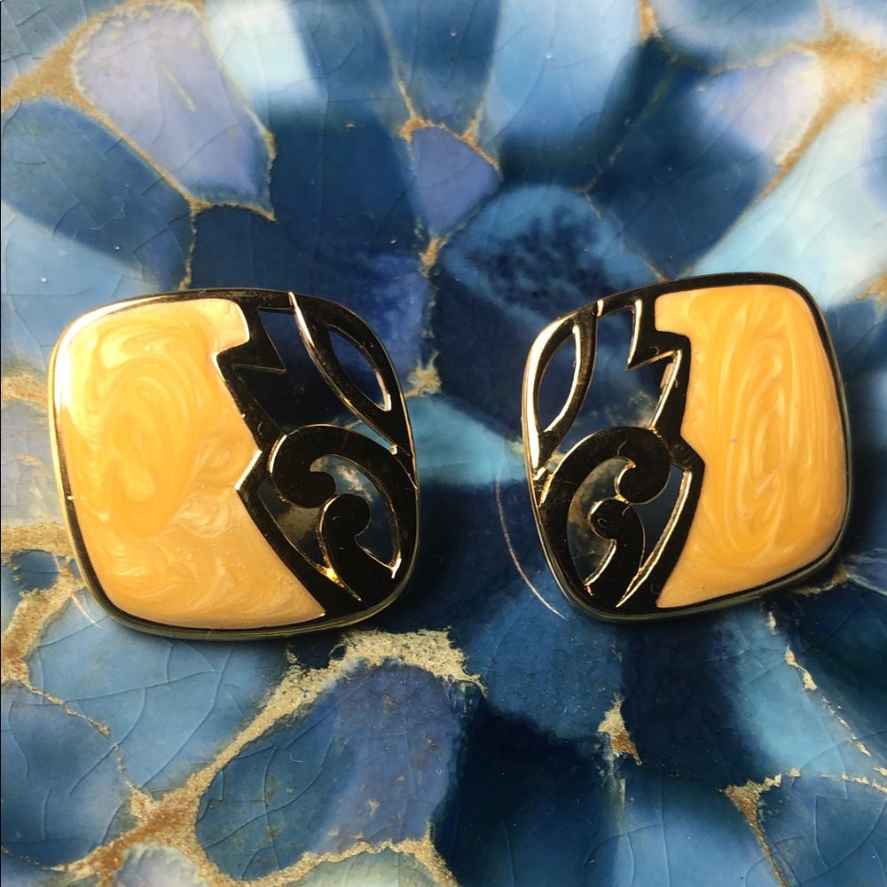 Avon Yellow and Black Earrings